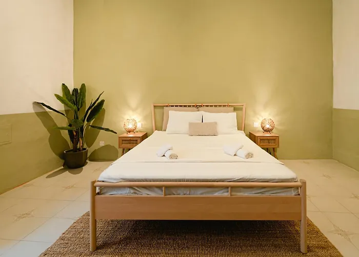 Jungle Palazzo * Senglea