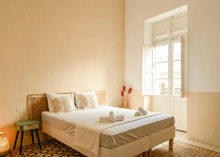 בית הארחה Jungle Palazzo